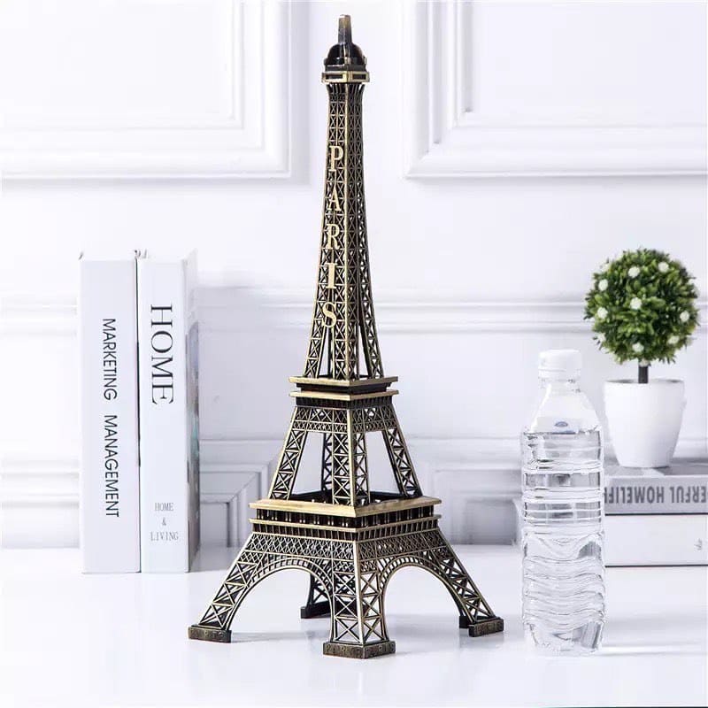 La statue à miroir mesure 32 cm. Figurine décorative pour l'intérieur de Paris