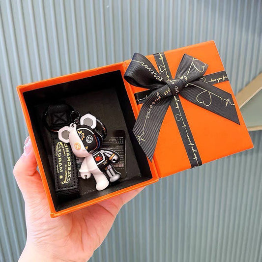 Keychain bear black and white