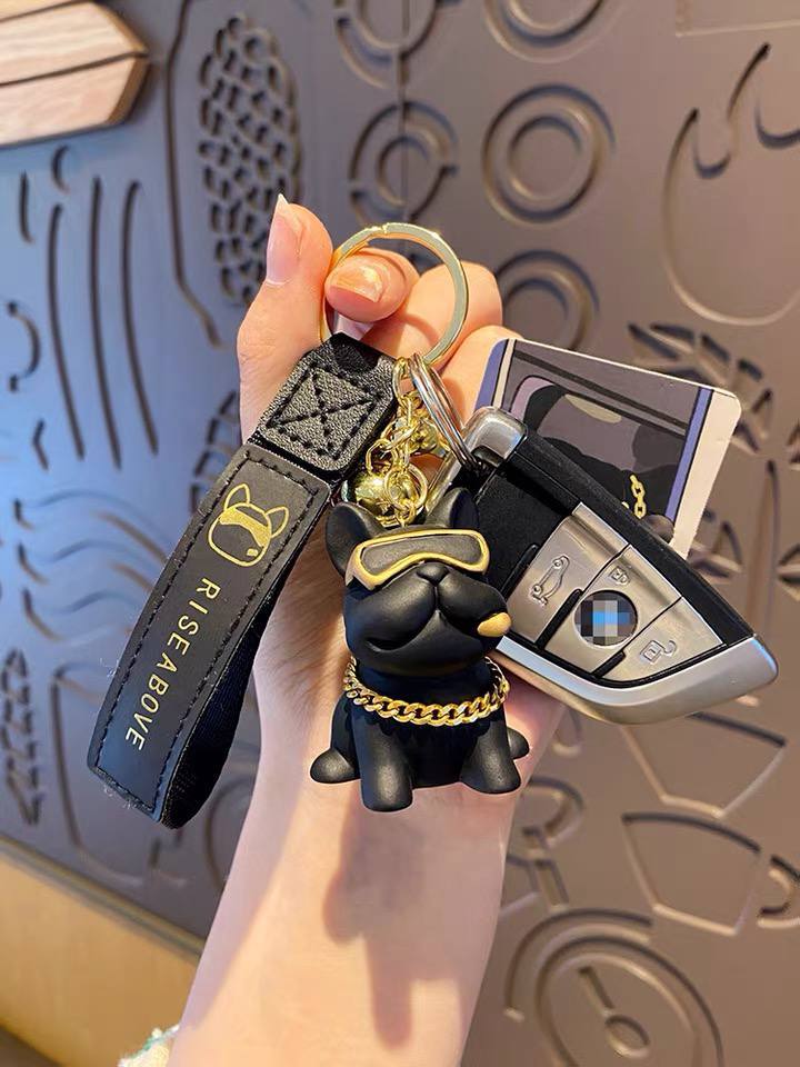 Keychain bulldog black in glasses