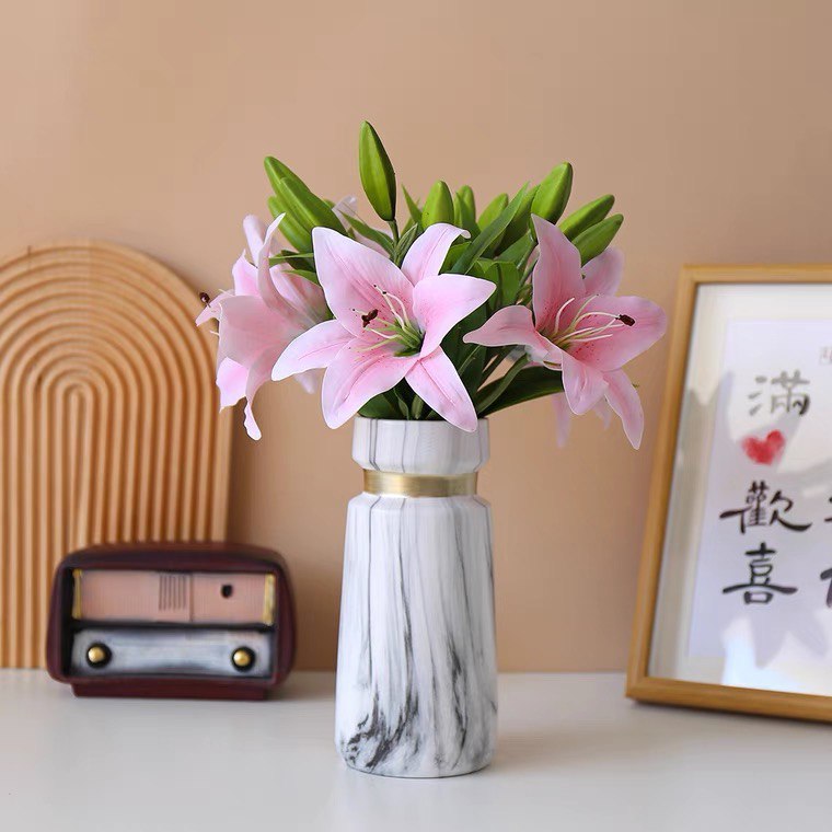 White marble vase