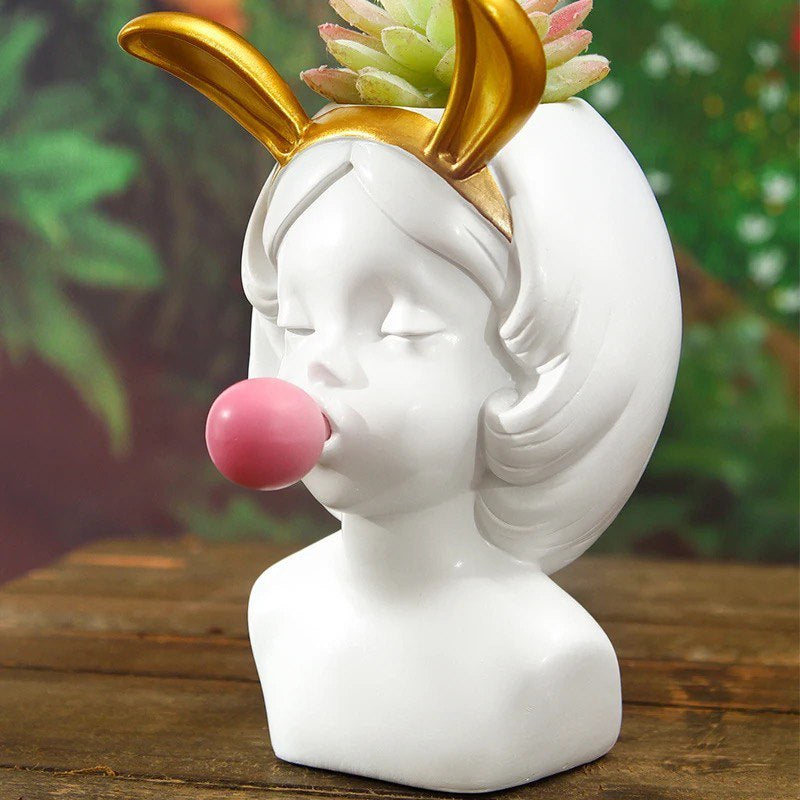 Flower vase girl white with gum 18.5 cm