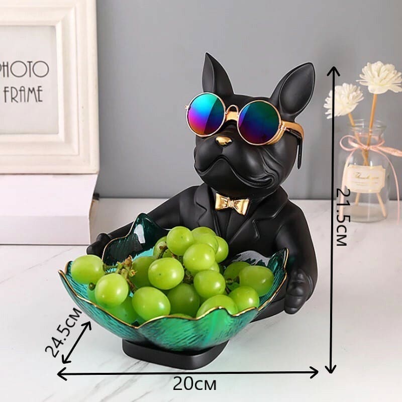 Статуетка собака підставка для фруктив. Figurine de camion français dans les magasins, magasins de fruits et légumes