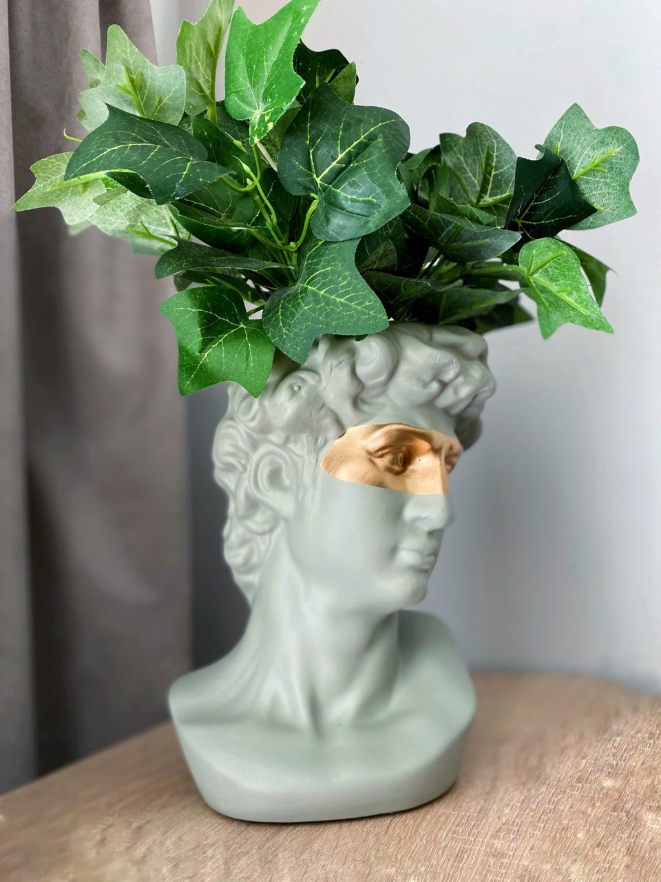 Ceramic vase bust David gray 24 cm