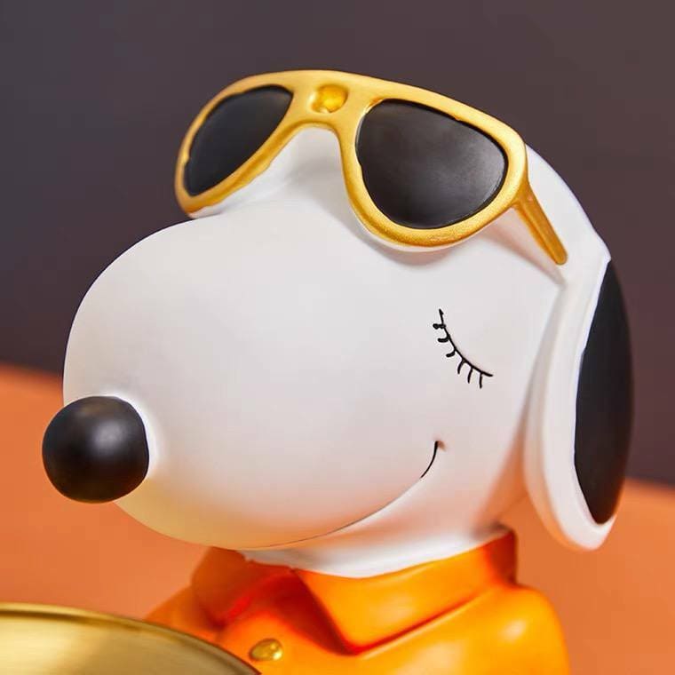 Статуетка, підставка «Снупі» помаранчевий. Figurine organisateur "Snoopy" pour l'inter'єру