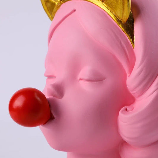 Vase pink girl with chewing gum 22 cm