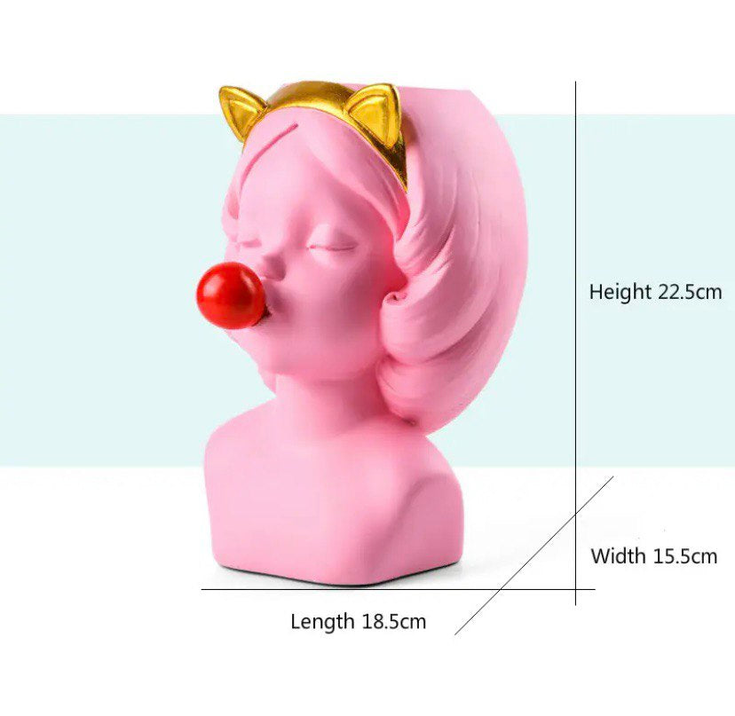 Vase pink girl with chewing gum 22 cm