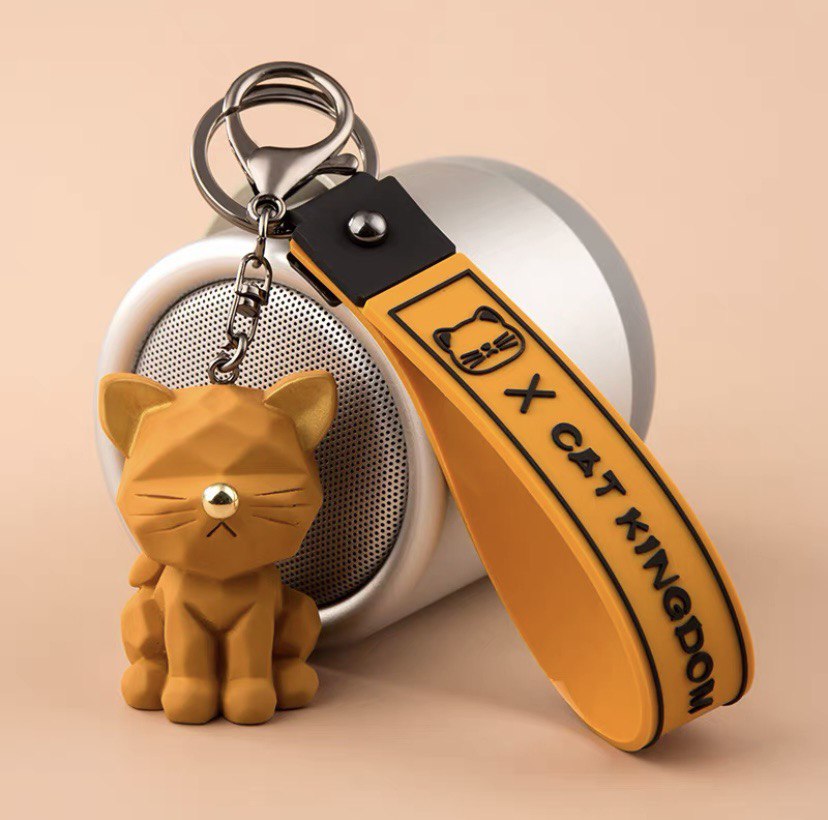 Keychain cat orange