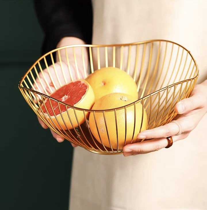 Metal fruit plate 27 cm gold