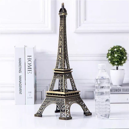 La statue à miroir mesure 32 cm. Figurine décorative pour l'intérieur de Paris
