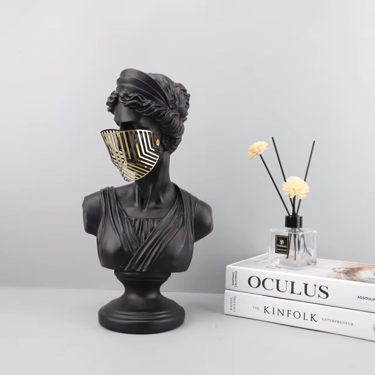 Modern Black Venus Bust Statue with Gold Mask - Luxury Greek Goddess Sculpture for Home Decor, Living Room Tabletop Accent