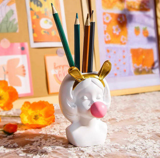 Flower vase girl white with gum 11.5 cm