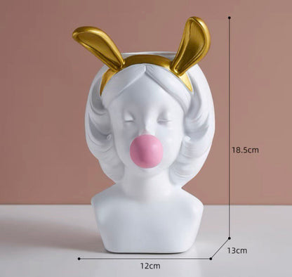 Flower vase girl white with gum 18.5 cm