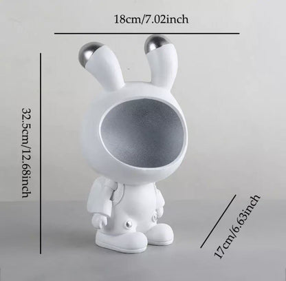 Figurine rabbit astronaut silver