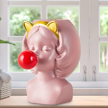 Vase pink girl with chewing gum 22 cm
